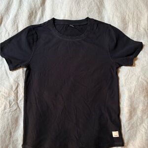 Vuori Black Short Sleeve Tee